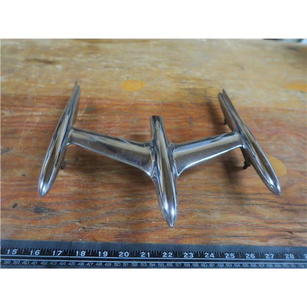 1955 Oldsmobile hood ornament - excellent condition