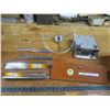 Image 1 : 1967 Ford Ranger 100 radio, glove compartment box, steering wheel ring and 4 chrome badges