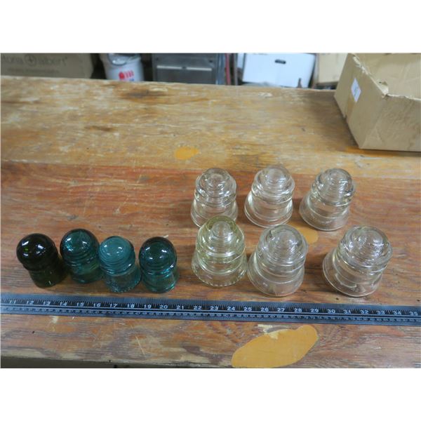 10 telephone insulators - 4 colored, 6 large