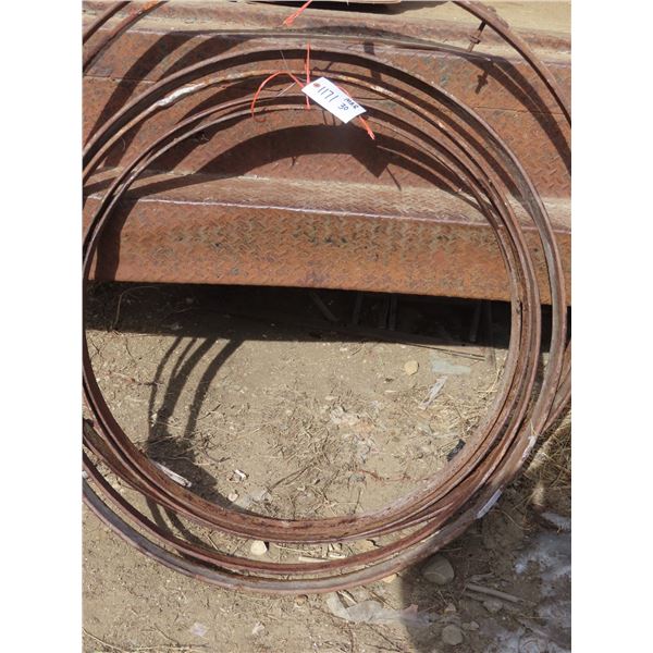 4 assorted wagon wheel surrounds 36"- 43"