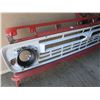 Image 2 : 1966 Ford grill