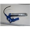 Image 2 : air actuated grease gun