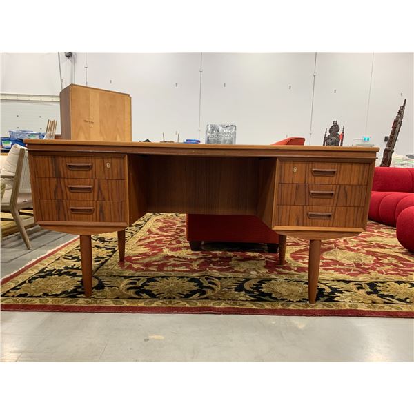 DANISH MODERN 6 DRAWER DESK L 59.5" W 30" H 28.5"