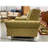 Image 3 : FABRIC LOUNGE CHAIR 42 X 32 X 30"