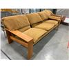 Image 2 : VINTAGE SOFA AND CHAIR SET SOFA 77 X 30 X 28" CHAIR 31.5 X 30 X 28"