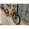 Image 2 : SPECIALIZED ENDURO 10 SPEED BIKE