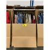 Image 1 : WARDROBE BOX WITH ASSORTED CLOTHING