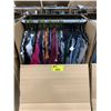 Image 1 : WARDROBE BOX WITH ASSORTED CLOTHING