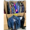 Image 2 : WARDROBE BOX WITH ASSORTED CLOTHING