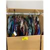 Image 1 : WARDROBE BOX WITH ASSORTED CLOTHING