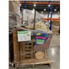 Image 1 : PALLET OF SET DEC ITEMS INCLUDING; BIG TABLE, PINK DESK CHAIR, LAMPS AND MORE