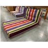 Image 2 : FOLDING FLOOR PLUSH CHAISE