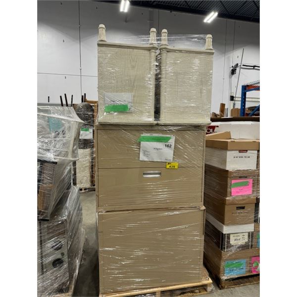 PALLET OF SET DEC ITEMS INCLUDING; NIGHTSTANDS, MIRROR, GARBAGE BINS, FILING CABINET AND MORE