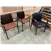 Image 2 : LOT OF 8 OFFICE CHAIRS