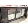 Image 1 : TRUE COMMERCIAL 73" SLIDING GLASS DOOR BACK BAR