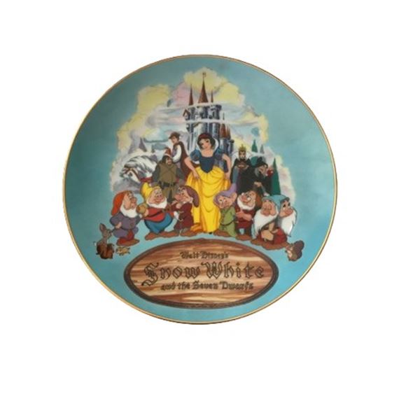 Snow White Collectible Disney Plate