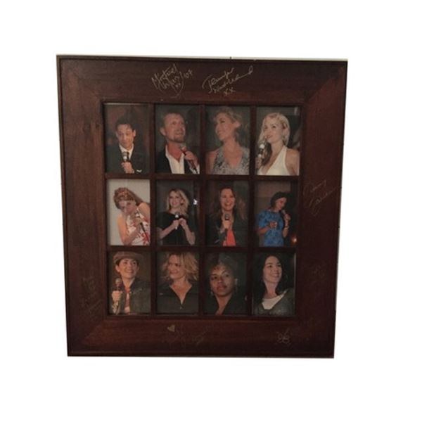 Xena: The Warrior Princess Cast Photos with Autographs Memorabilia