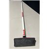Image 3 : Olson Curling Ultralite Curling Broom 8.25Wx 3Dx51L
