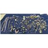 Image 2 : Large Collection of Costume Jewelry (Necklaces and Bracelets, Earrings, Watches and more)