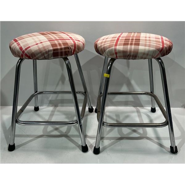 Pair of Red Plaid Upholstered Stools 13Lx13Wx18H
