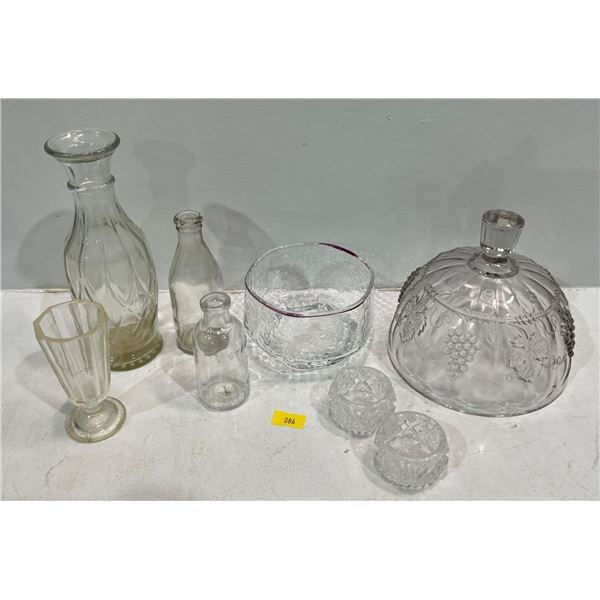 Collection of Glassware includes some Depression Glass pieces