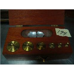 Set of old scale weights in wooden box (88)