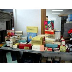 Lot of woman's vanity and old personal hygiene items: including- Sannette douche powder, Rosemary Co