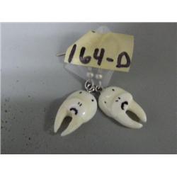 CHOICE on 6 Pairs of Earrings: Walrus Heads (2)