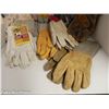 Image 3 : LOT OF LEATHER AND CLOTH WORK GLOVES