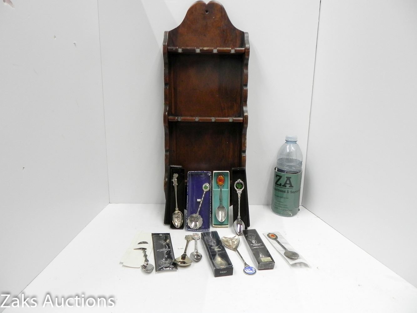 Commemorative Spoon Racks COMMEMORATIVE SPOON HOLDER WITH 12 SPOONS