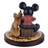 Image 4 : A Disney Gallery Mickey and Pluto Statue.