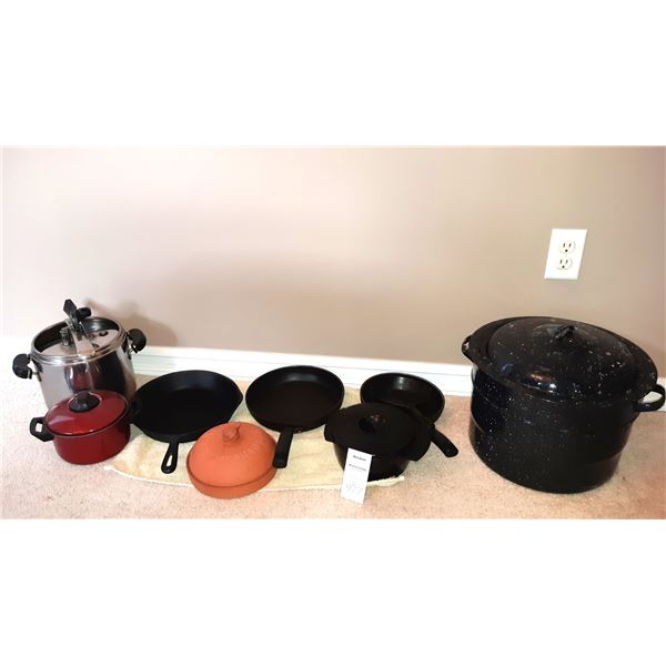 Lagostina Pressure Cooker and Cast Iron - Cat A