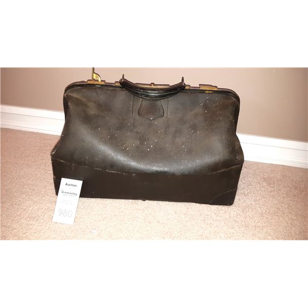 Vintage Naugahyde Doctor's Bag - Cat A