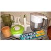 Image 3 : Kitchen Tools and Glass Containers - Cat A