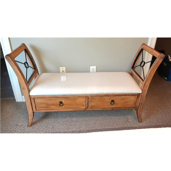 Accent Bench - Cat C