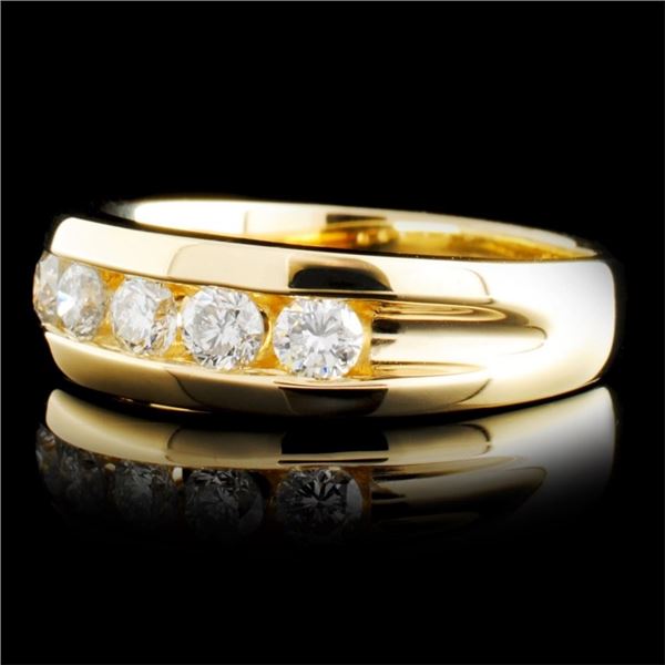 0.92ctw Diamond Ring in 14K Gold