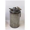 Image 4 : (2) Antique Gasoline/Oil Metal Containers