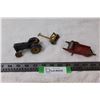 Image 1 : (3) Dinky Farm Metal Die Cast Toys (Feed Wagon Missing Tire)