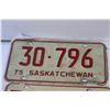 Image 2 : (2) Pairs of Saskatchewan License Plates 1975