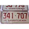 Image 4 : (2) Pairs of Saskatchewan License Plates 1975