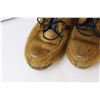 Image 2 : Fur Boots Made in Canada Size 7 - Some Wear