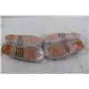 Image 4 : (2) Pairs Universal Thread Shoes - Size 7