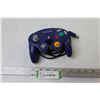 Image 1 : Nintendo Game Cube Controller