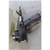 Image 2 : Kraft Tool Texture Gun and Hopper
