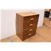 Image 3 : * Chest of Drawers - 16" x 25" x 33"