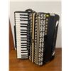 Image 1 : HOHNER Atlantic III Black & White Accordion - Excellent Used Condition