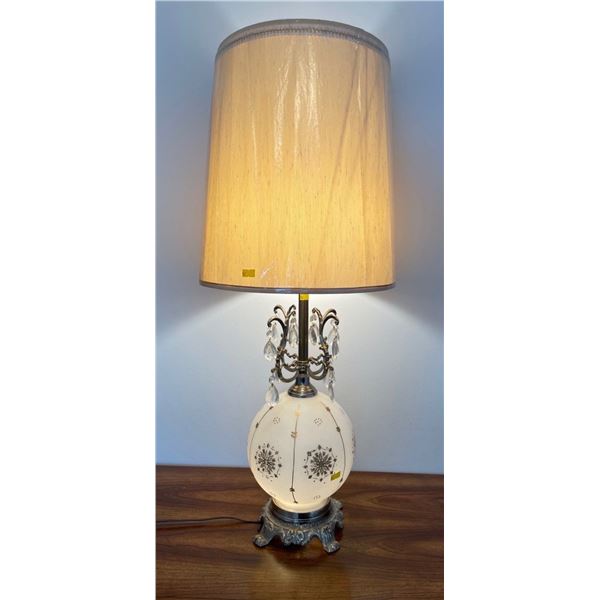 Vintage Mid Century Blown Glass 3 Setting Lamp - Tested 15Lx33H