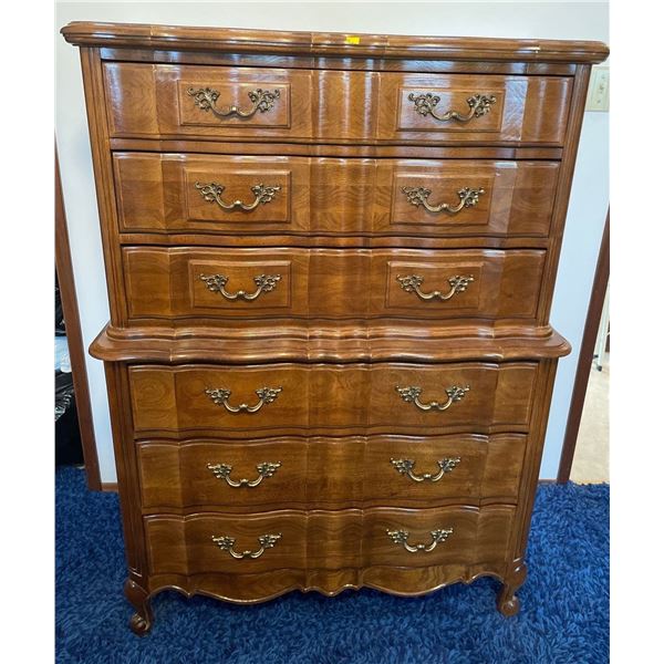 20th Century 6 Drawer Dresser - Solid Wood With Queen Anne Legs 39Lx19Dx53H
