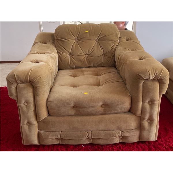Retro Vintage Material One Seater Chair - Tan In Colour 41Lx36Dx30H