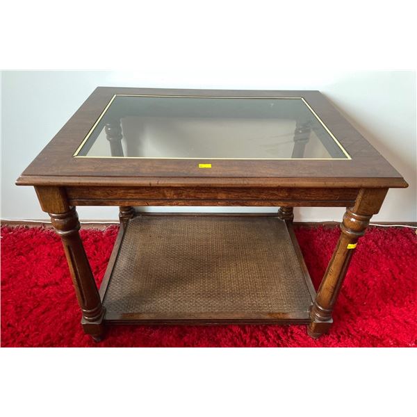 Vintage Retro Wooden Side Table With Glass Top 26Lx19.5Dx21H